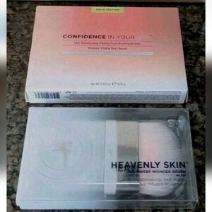 IT COSMETICS Confidence in Your Glow Blush Instant Nude Glow  + One Sweep Wonder
